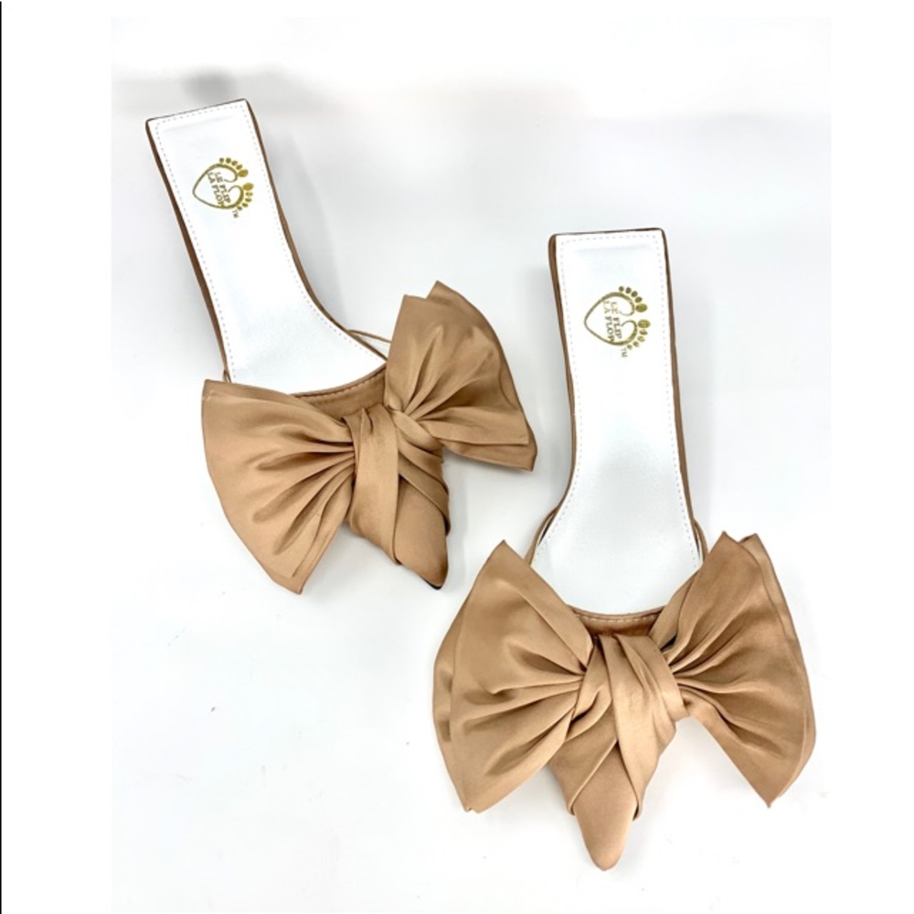 Kitten heel mules with a Bow
